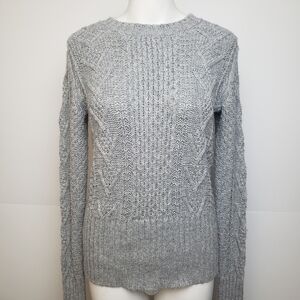 Gap cable knit sweater